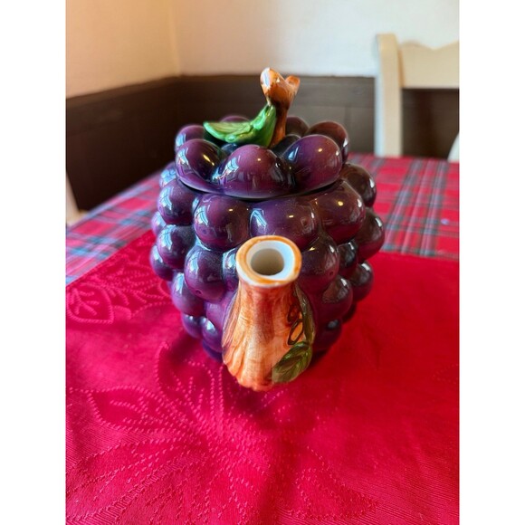 Lefton Grape Cluster teapot - Picture 2 of 8